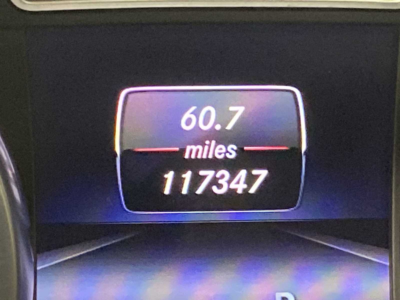 Thumbnail: 2015 Mercedes-Benz M-Class - 18