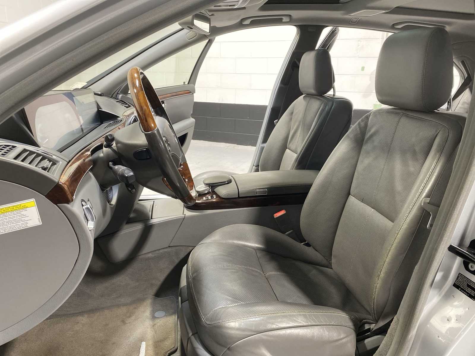 Thumbnail: 2008 Mercedes-Benz S-Class - 11