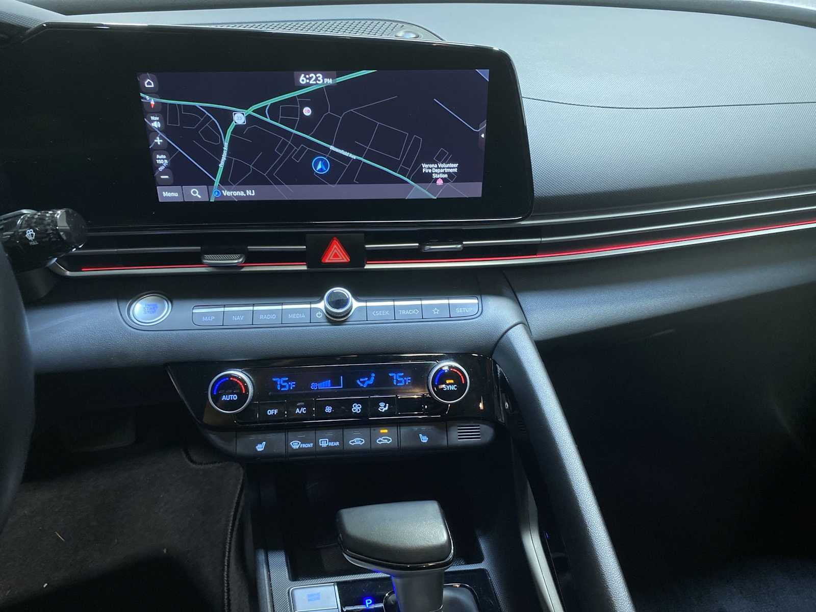 Thumbnail: 2024 Hyundai Elantra - 16