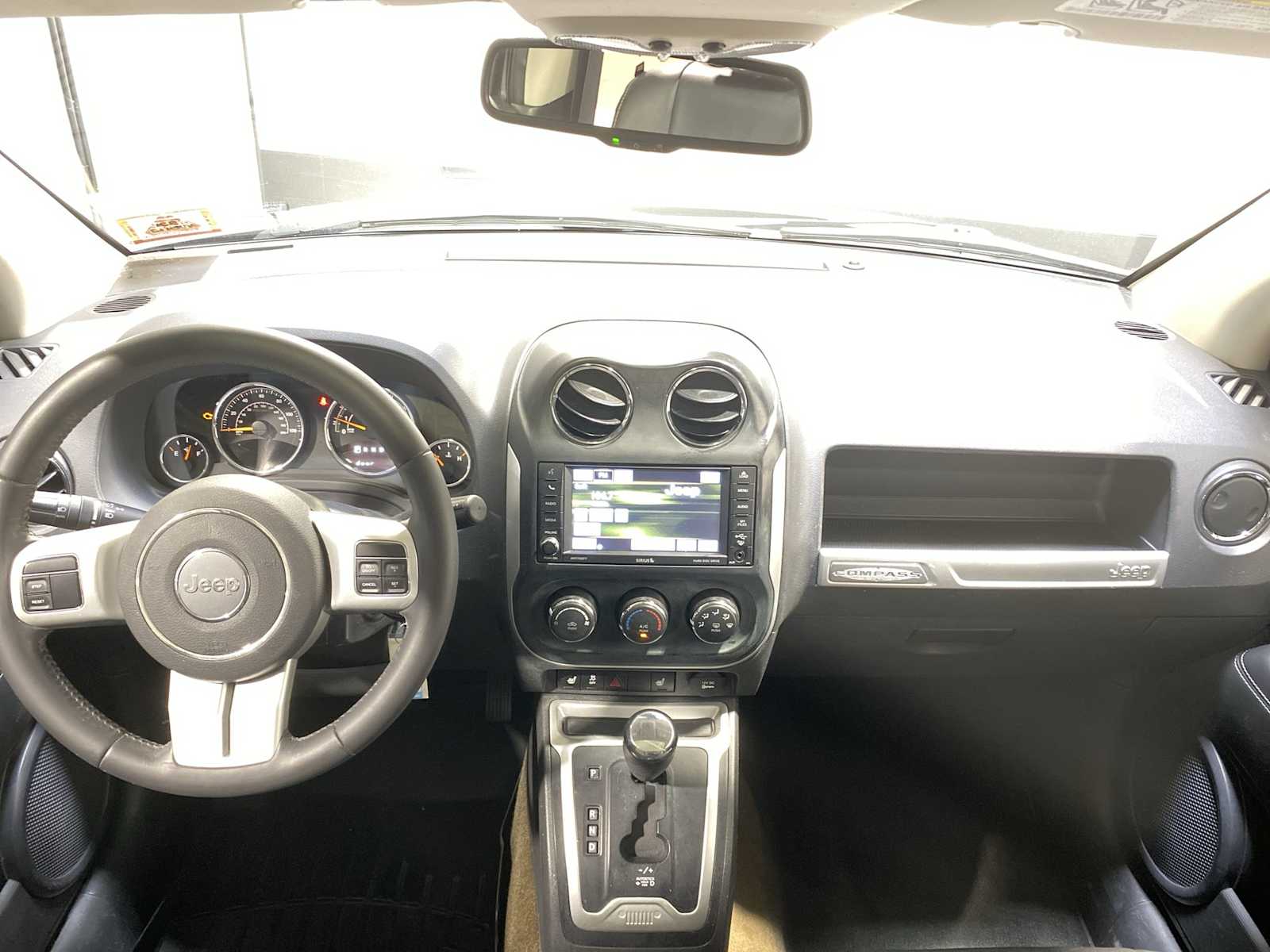 Thumbnail: 2017 Jeep Compass - 10