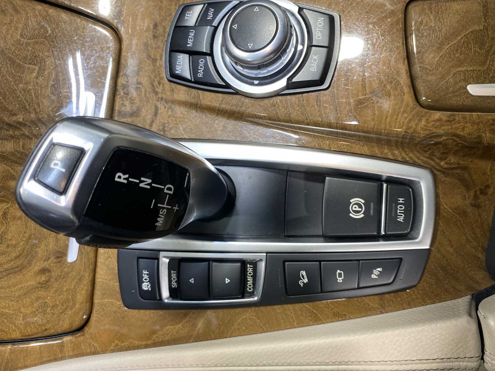 Thumbnail: 2013 BMW 5 Series - 16