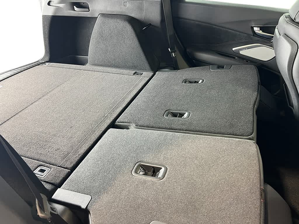 Thumbnail: 2026 Acura RDX - 38