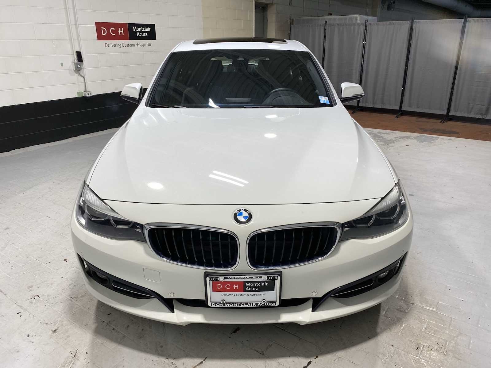 Thumbnail: 2019 BMW 3 Series - 5