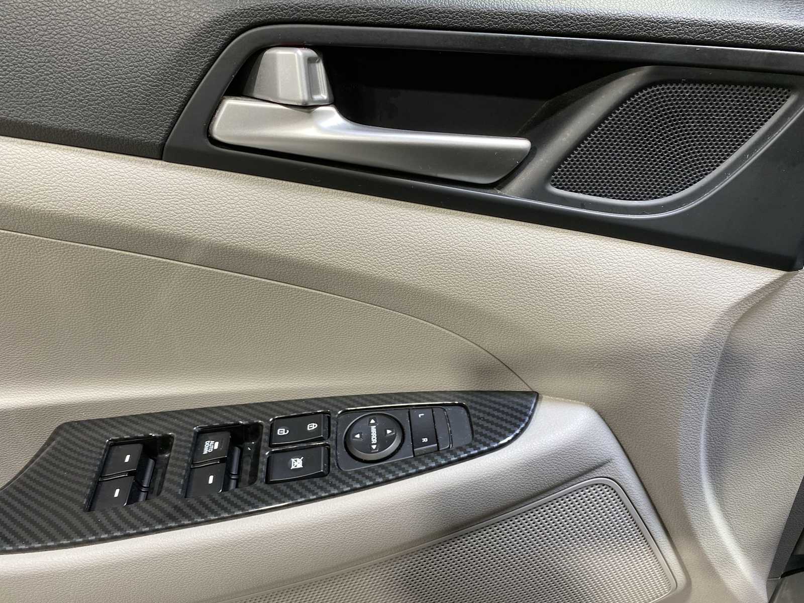 Thumbnail: 2019 Hyundai Tucson - 23