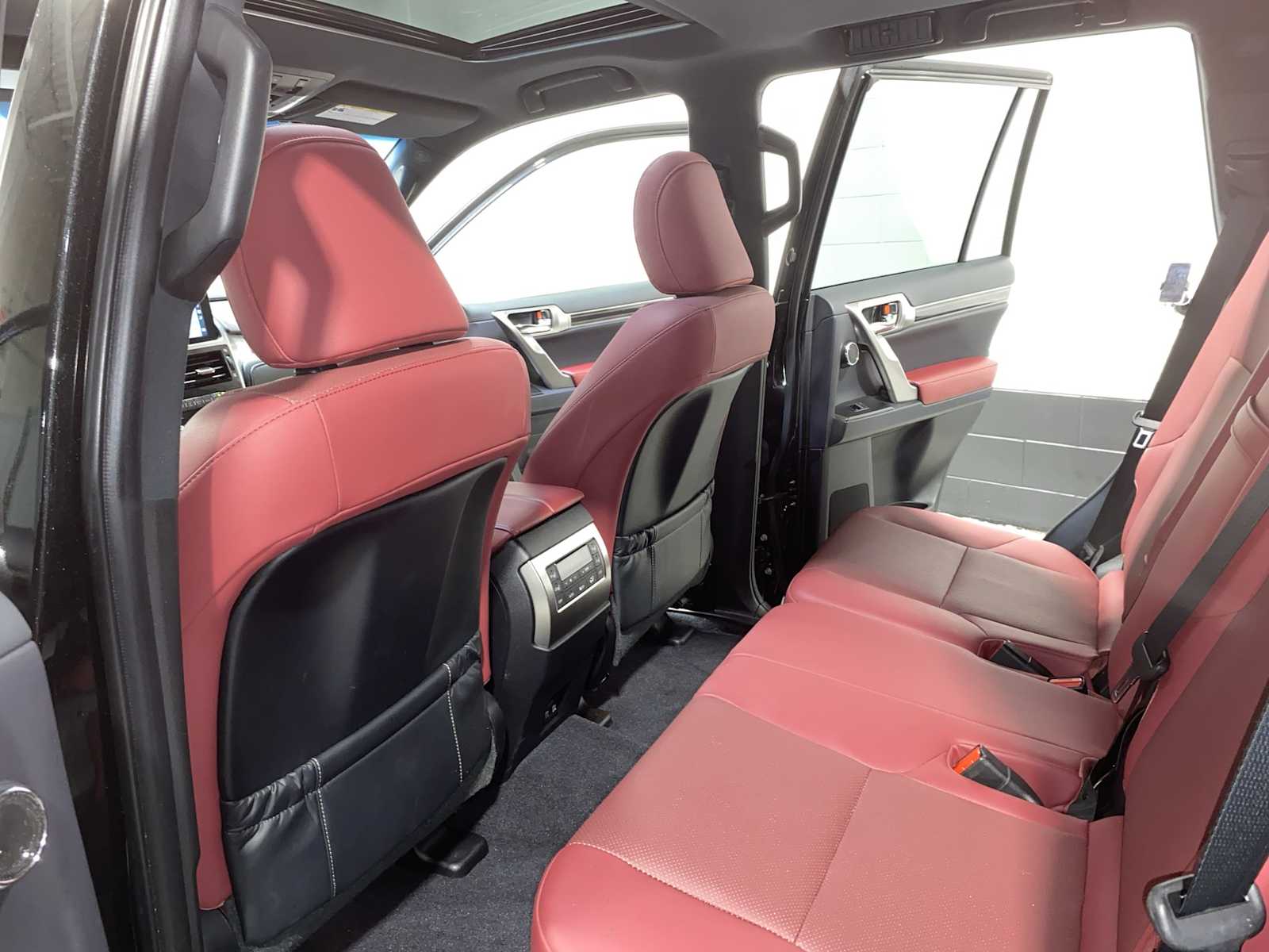 Thumbnail: 2023 Lexus GX - 12