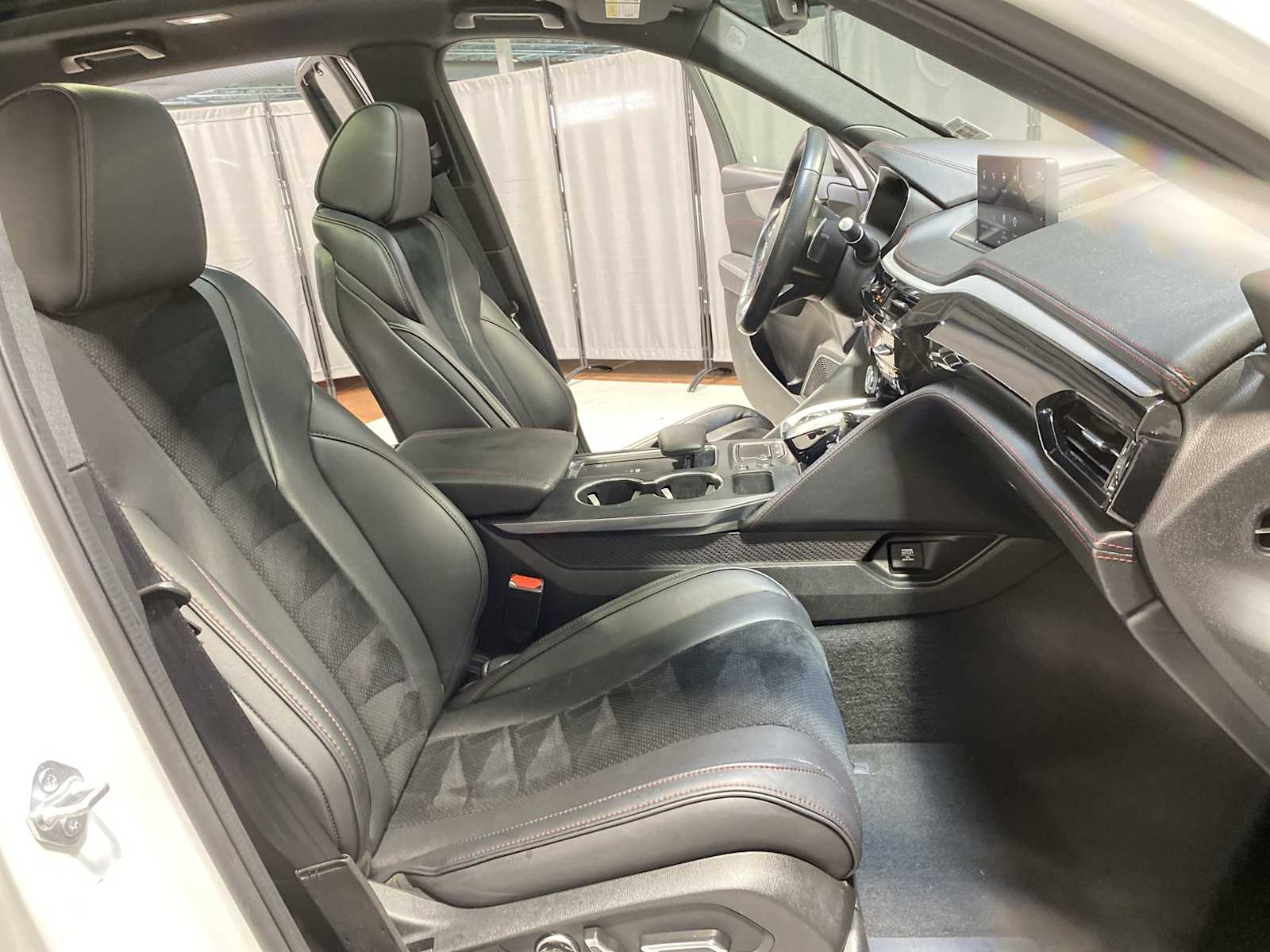 Thumbnail: 2022 Acura MDX - 14