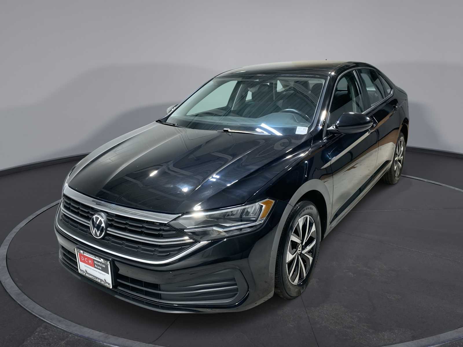Thumbnail: 2024 Volkswagen Jetta - 1