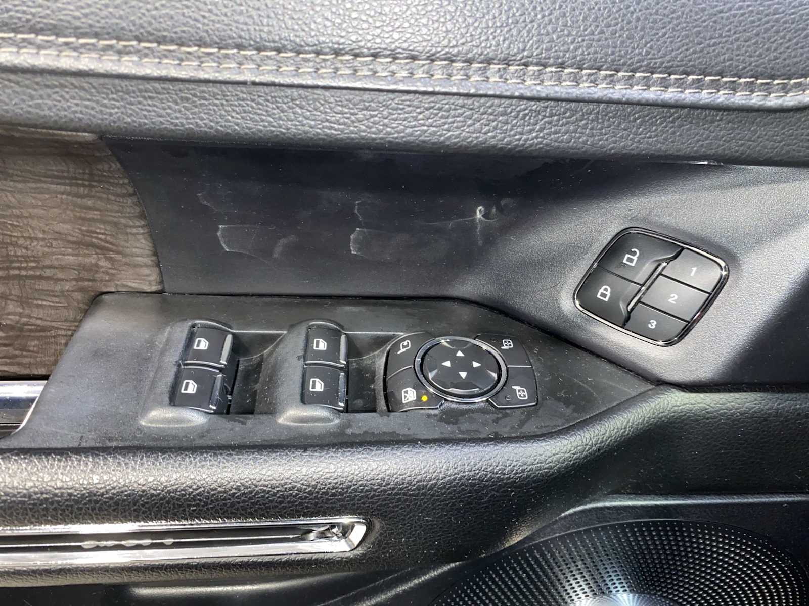 Thumbnail: 2019 Ford Expedition - 22