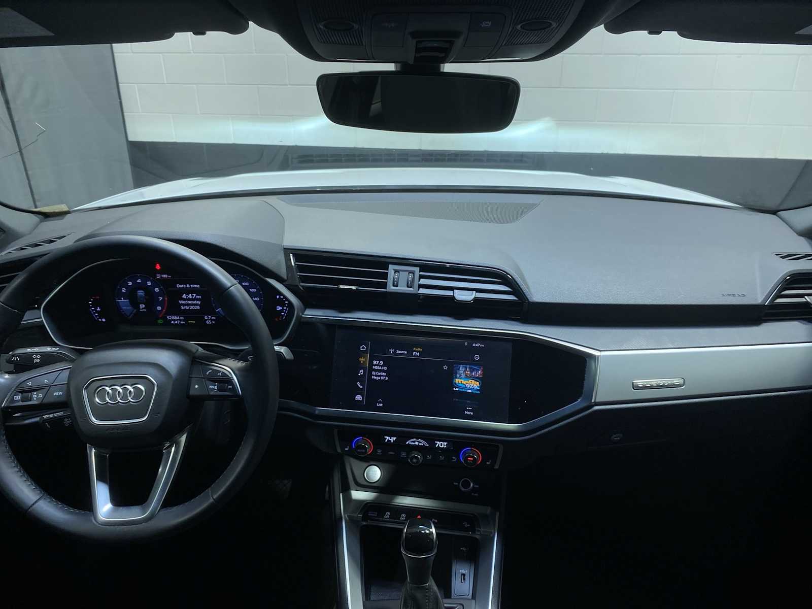 Thumbnail: 2019 Audi Q3 - 10