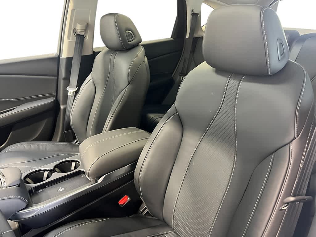 Thumbnail: 2026 Acura RDX - 21