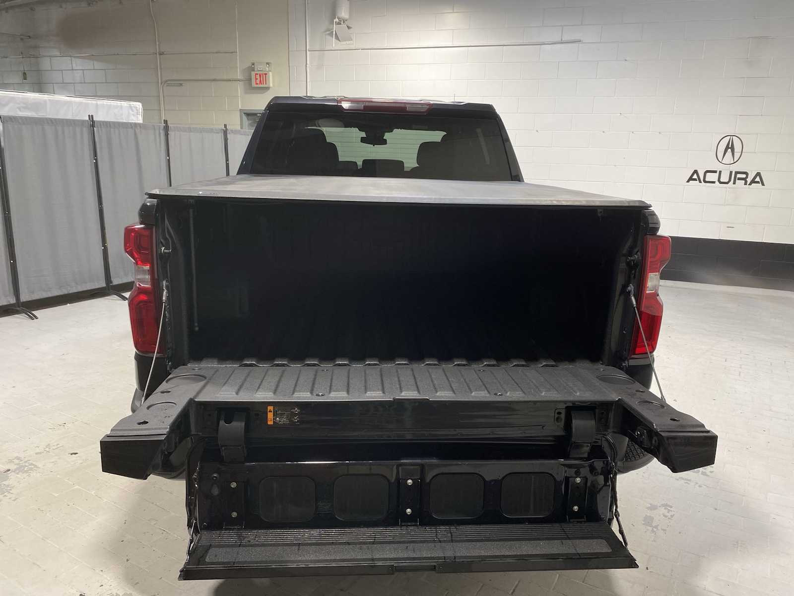 Thumbnail: 2022 Chevrolet Silverado 1500 - 19