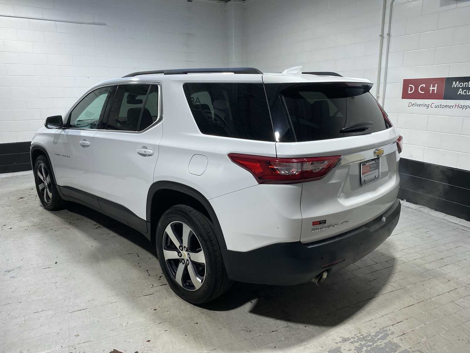 Thumbnail: 2020 Chevrolet Traverse - 4