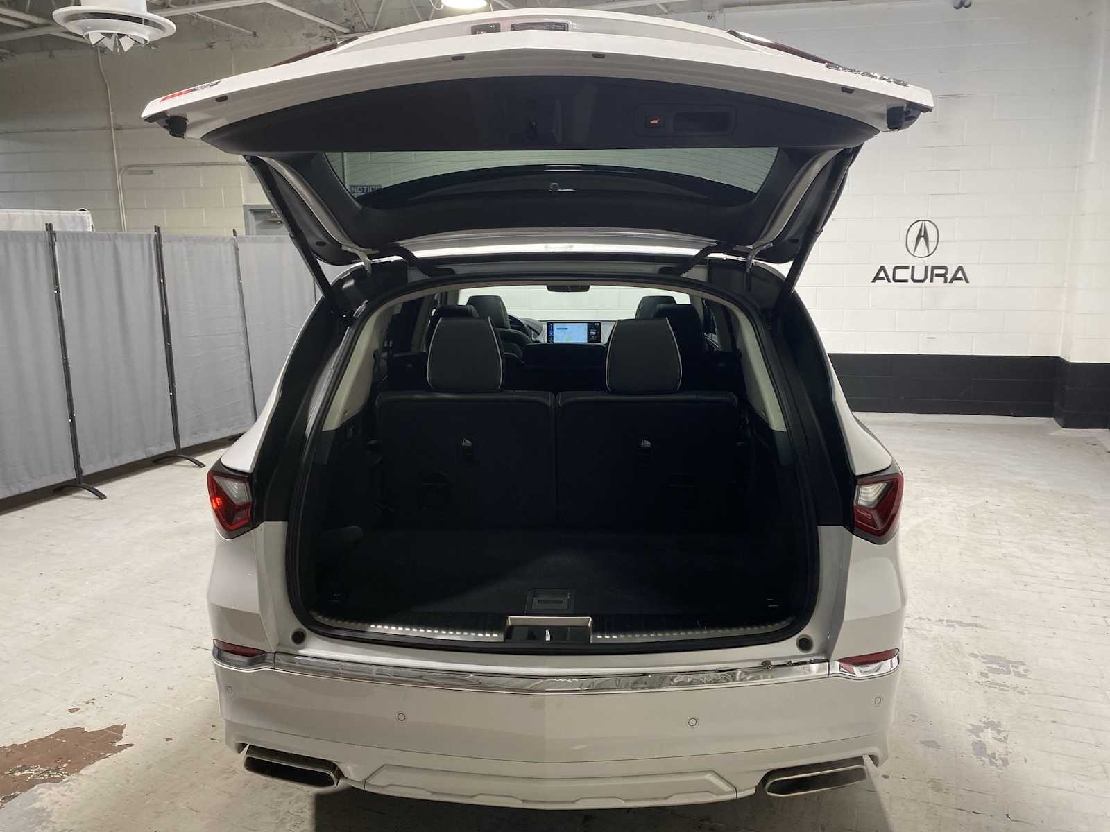 Thumbnail: 2026 Acura MDX - 19