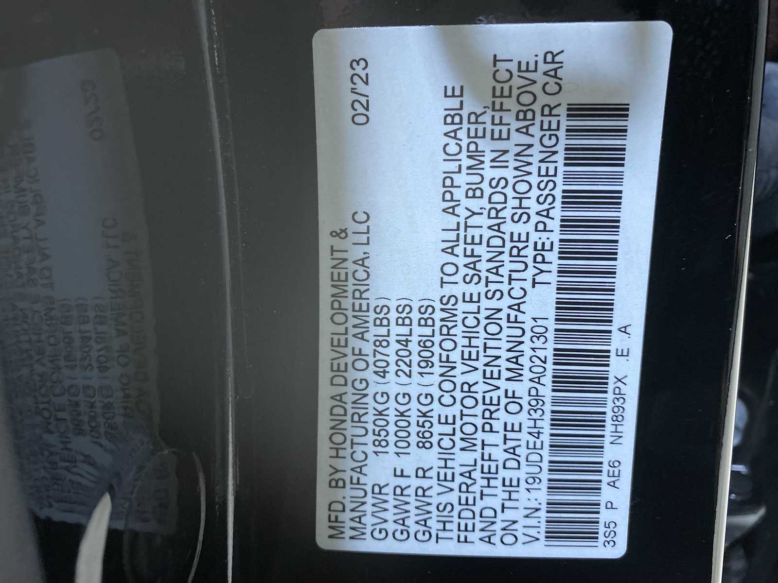 Thumbnail: 2023 Acura Integra - 21