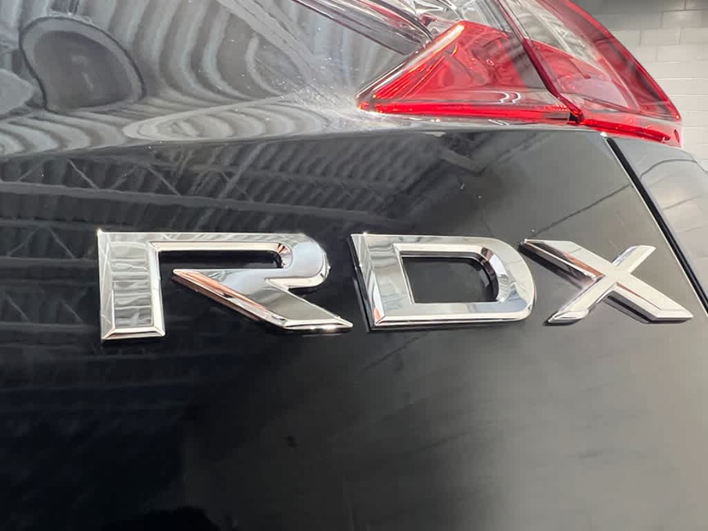 Thumbnail: 2025 Acura RDX - 9