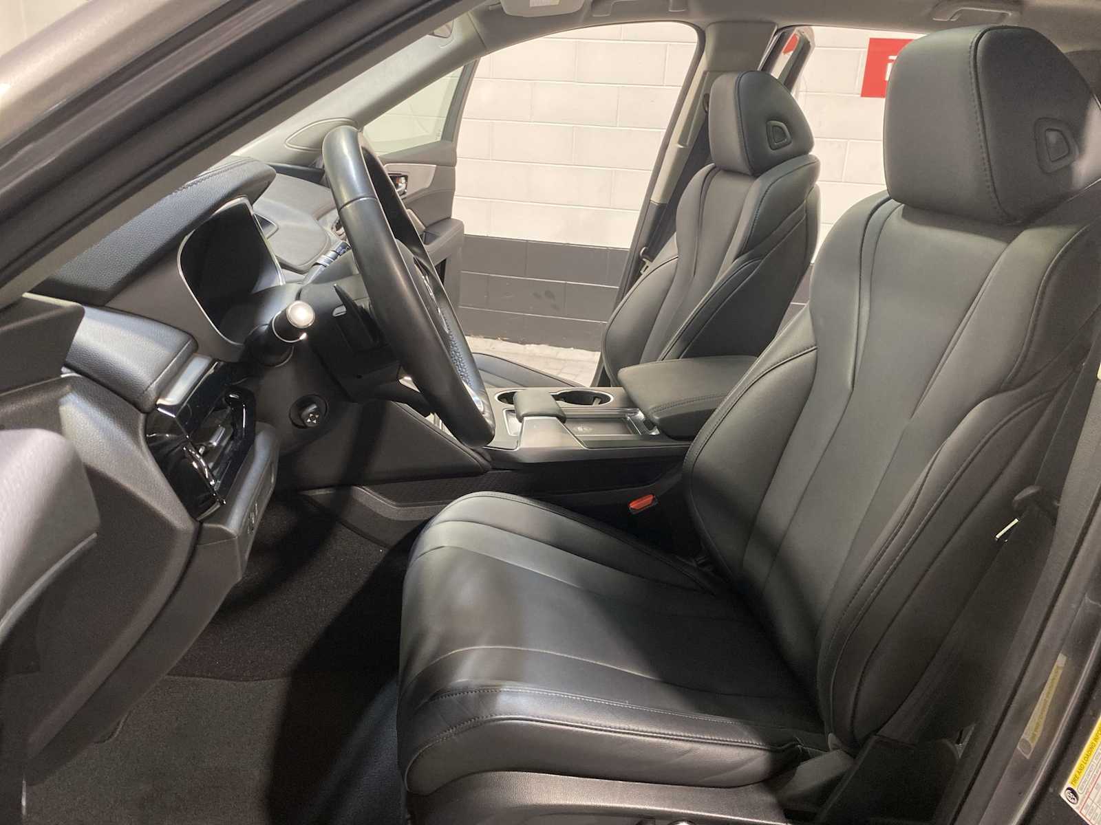 Thumbnail: 2023 Acura MDX - 11