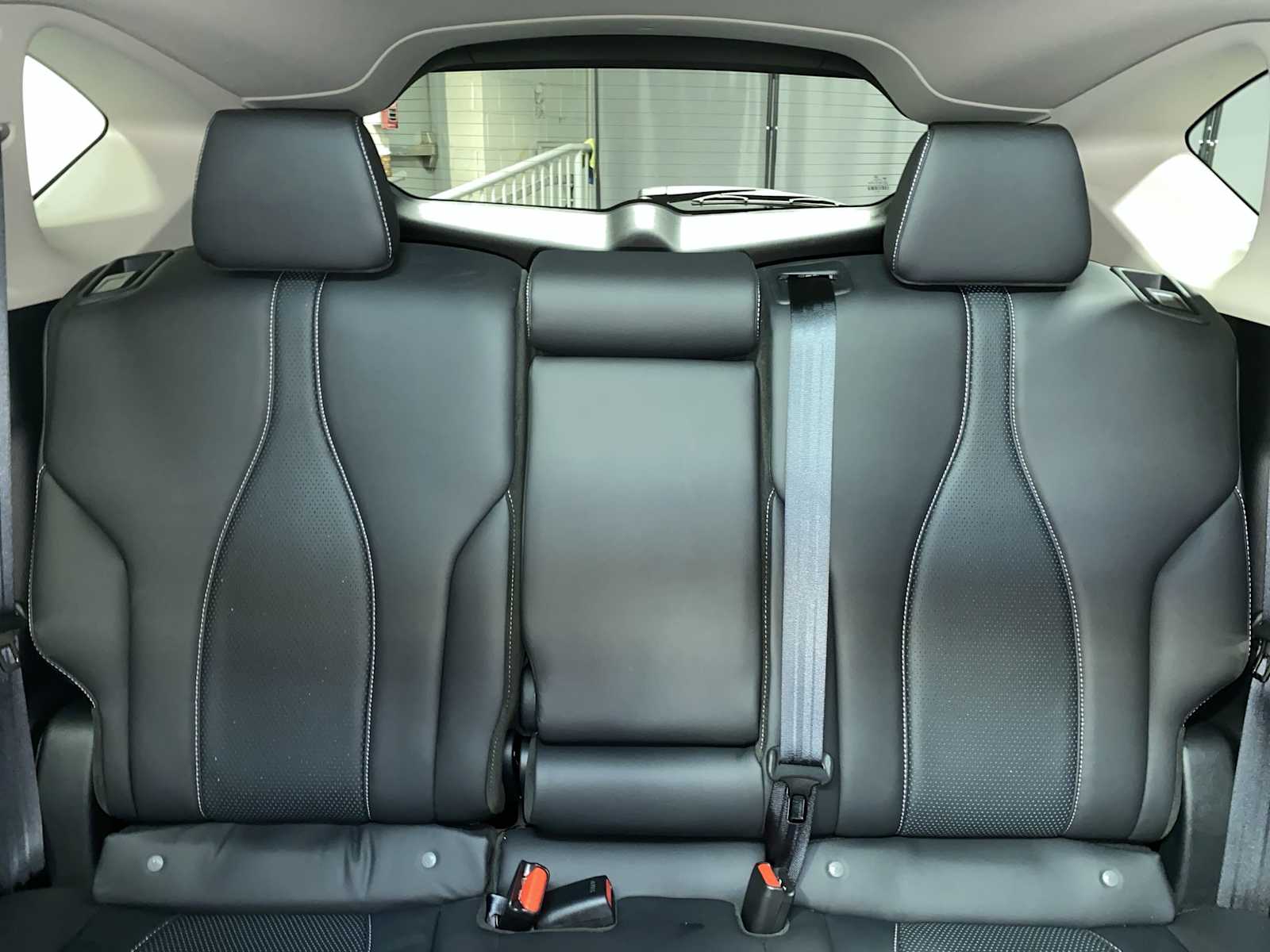 Thumbnail: 2025 Acura RDX - 22