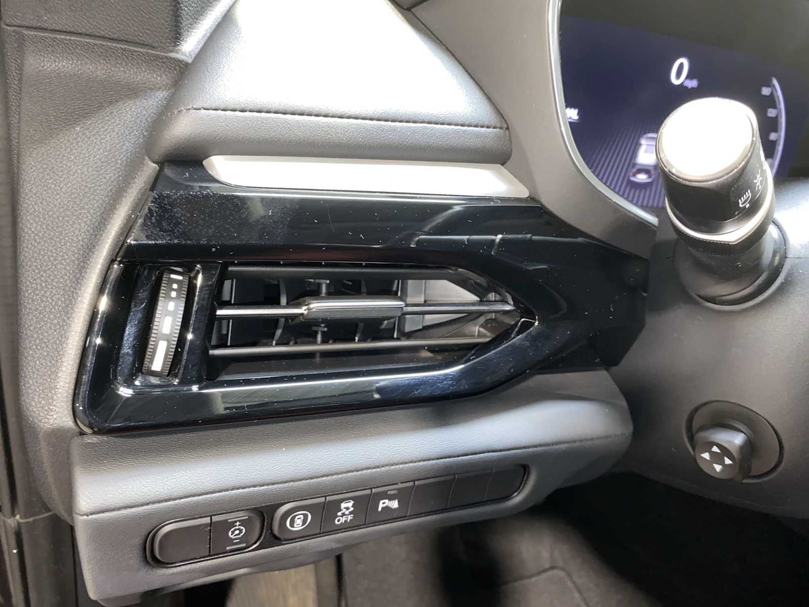 Thumbnail: 2023 Acura MDX - 24