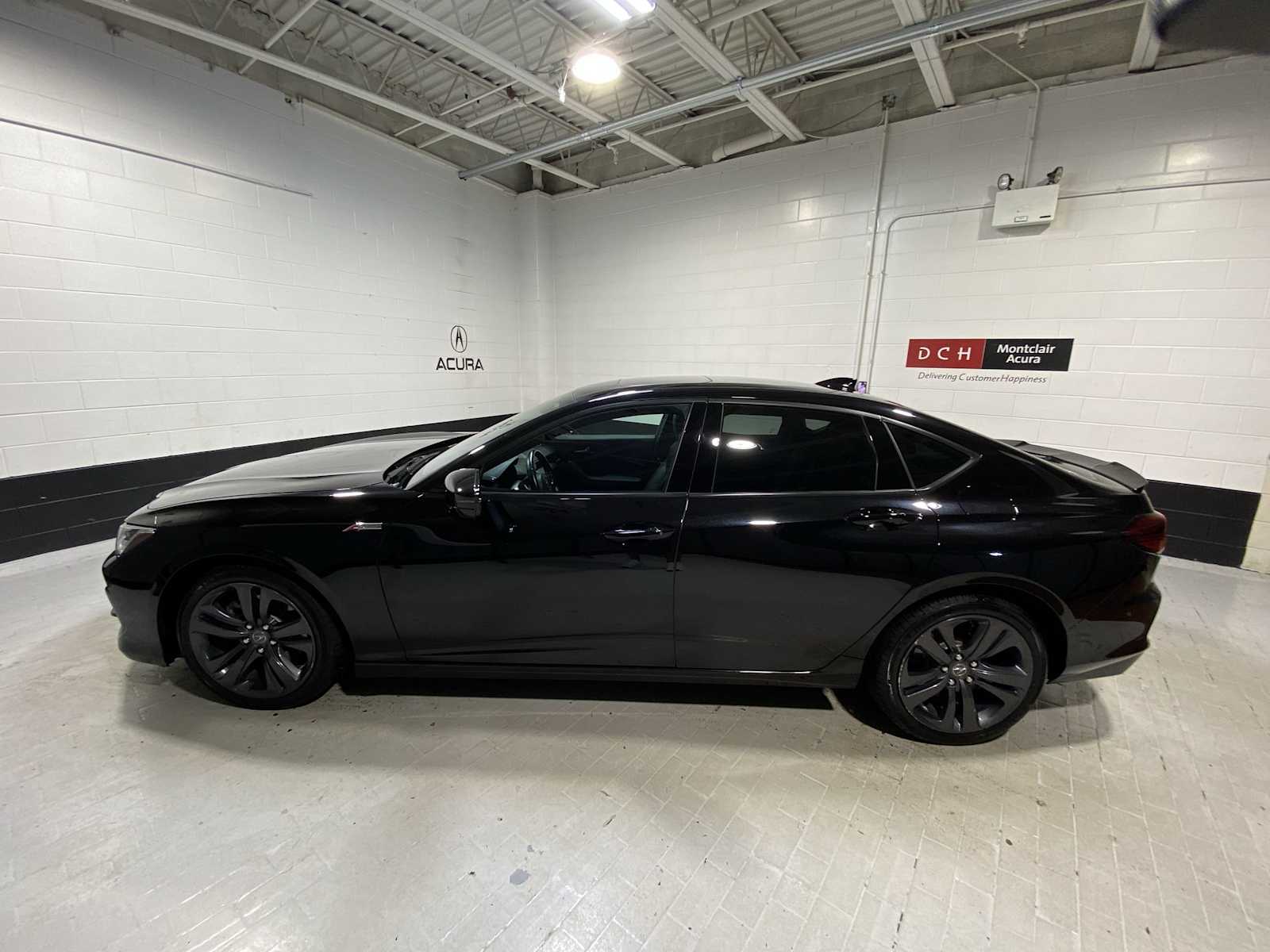 Thumbnail: 2022 Acura TLX - 3