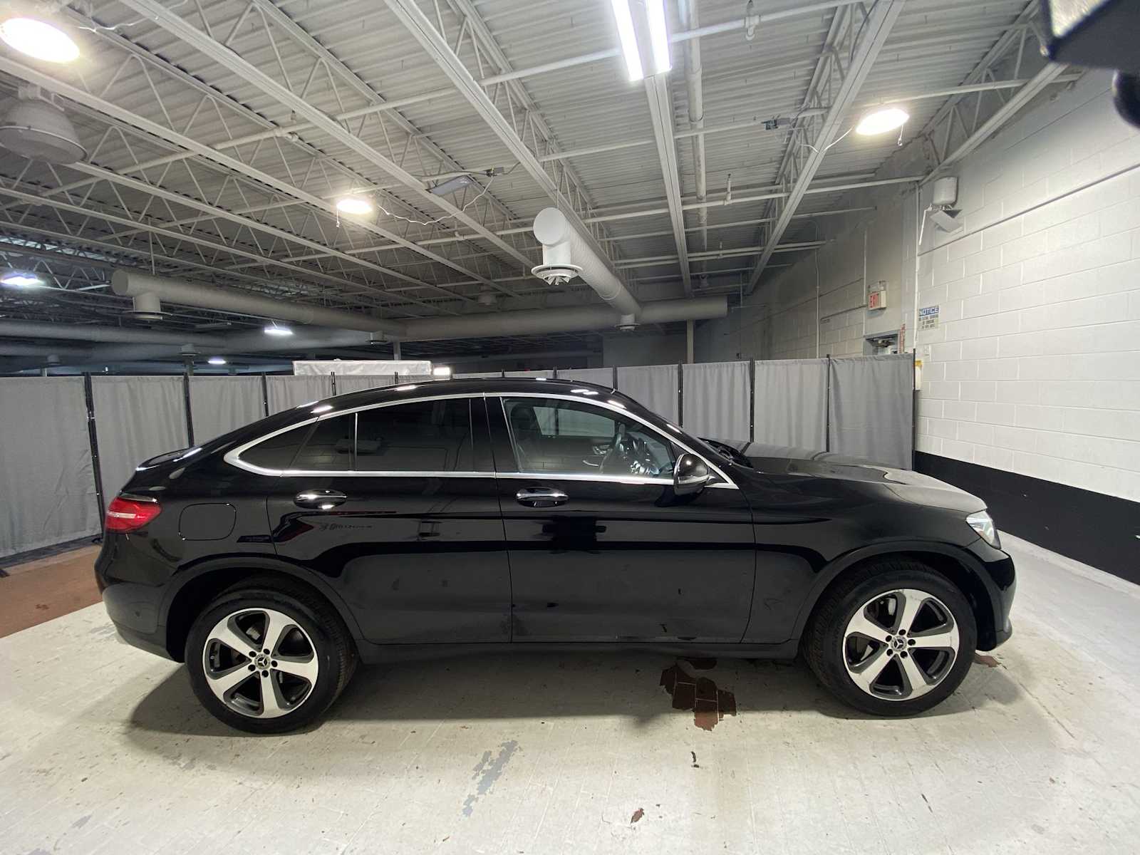 Thumbnail: 2019 Mercedes-Benz GLC - 27