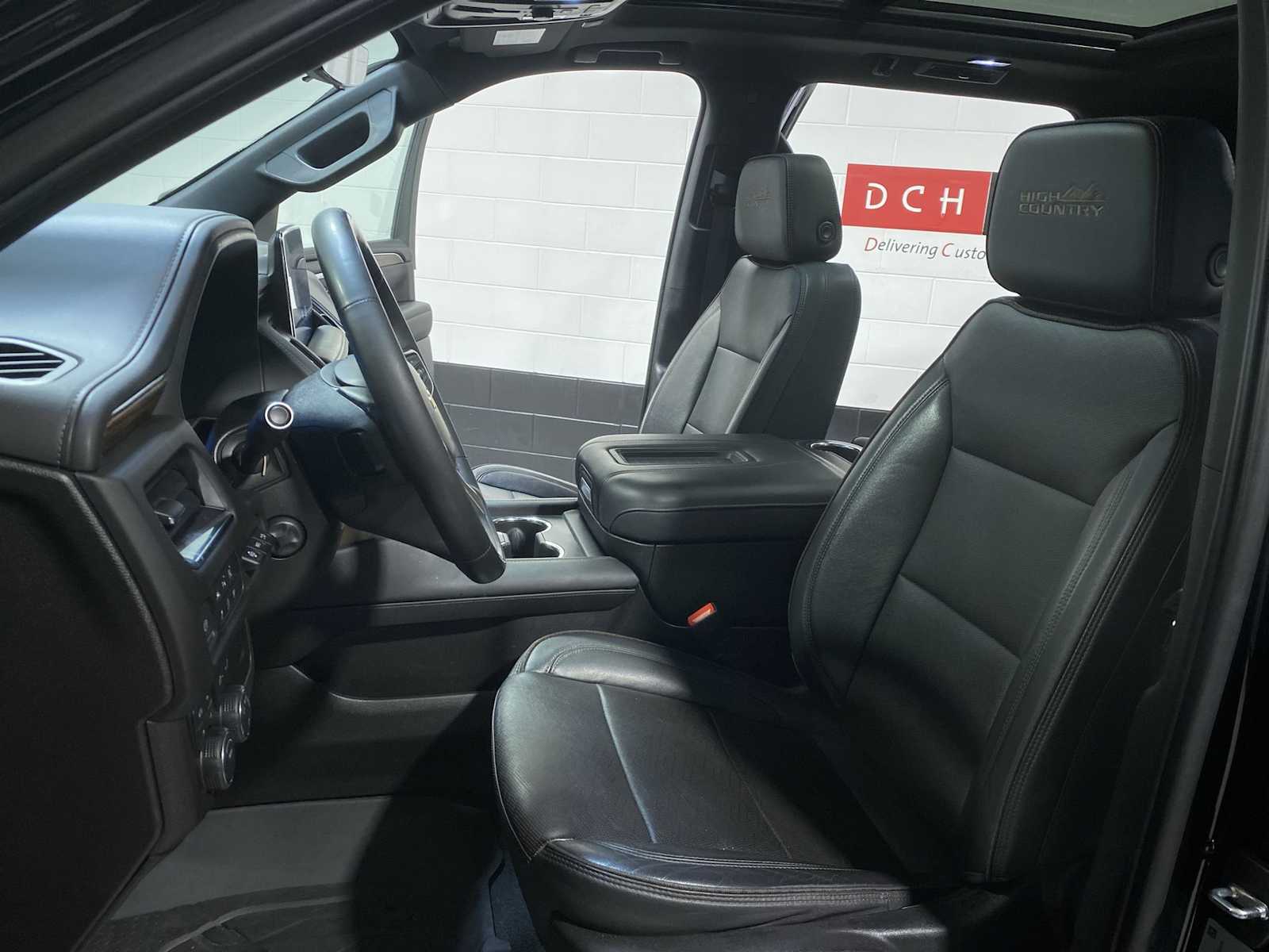 Thumbnail: 2023 Chevrolet Tahoe - 11