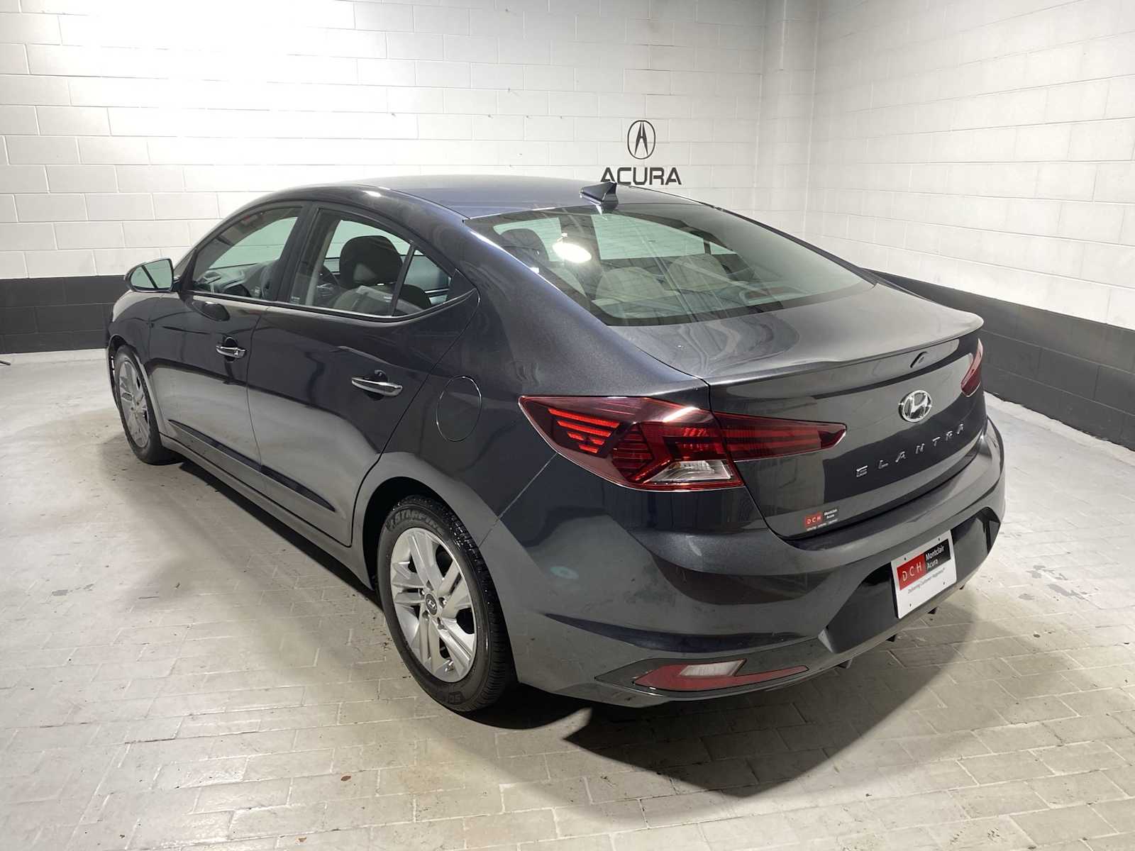 Thumbnail: 2020 Hyundai Elantra - 4