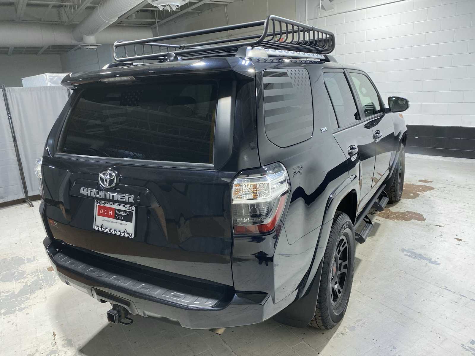 Thumbnail: 2023 Toyota 4Runner - 25