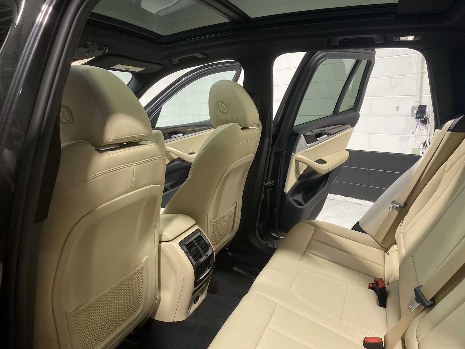Thumbnail: 2021 BMW X3 - 12