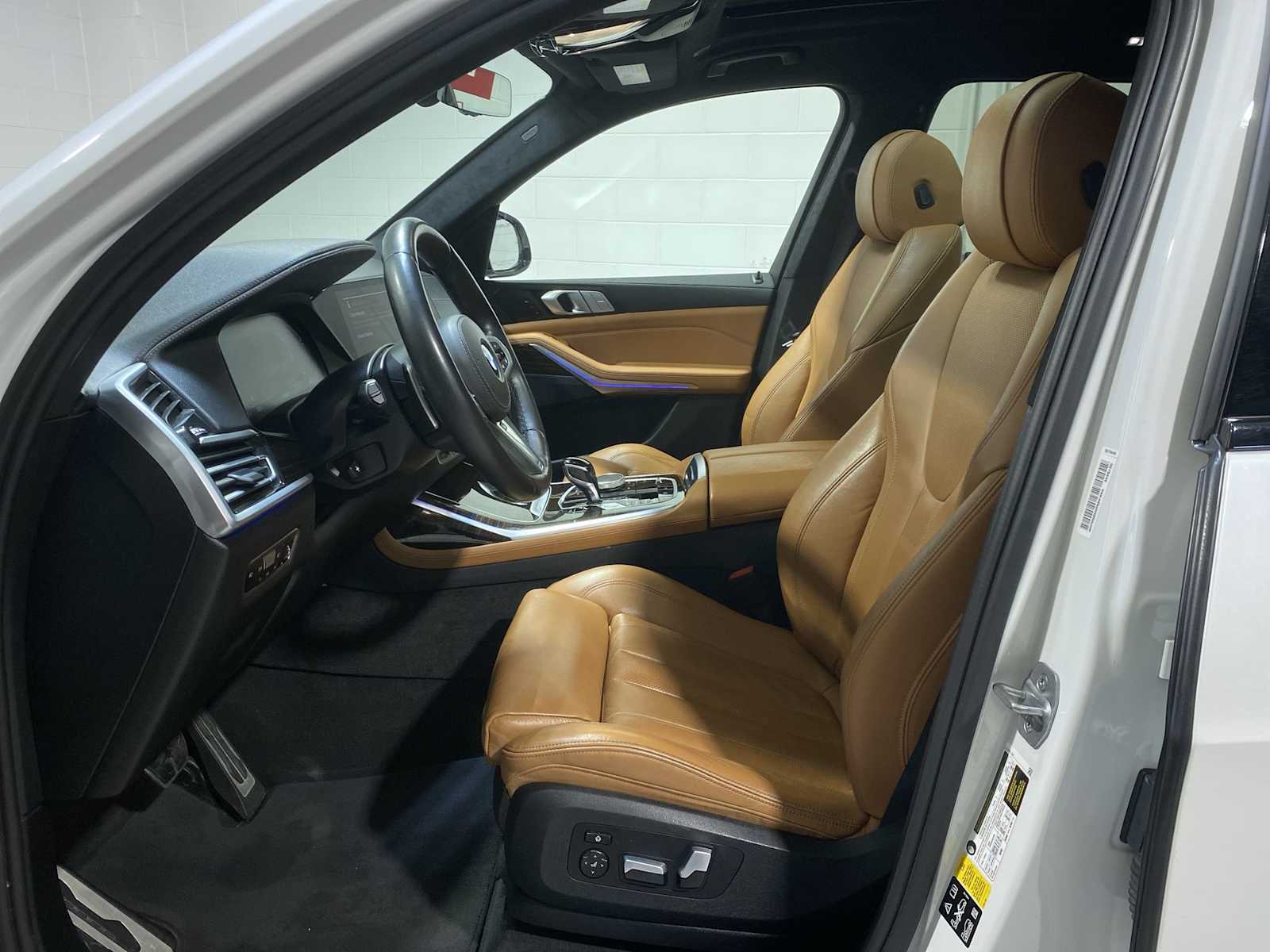 Thumbnail: 2021 BMW X7 - 2