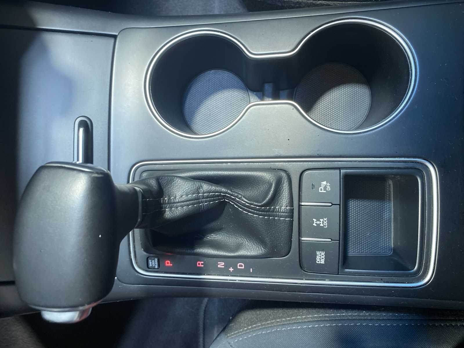 Thumbnail: 2019 Kia Sorento - 17