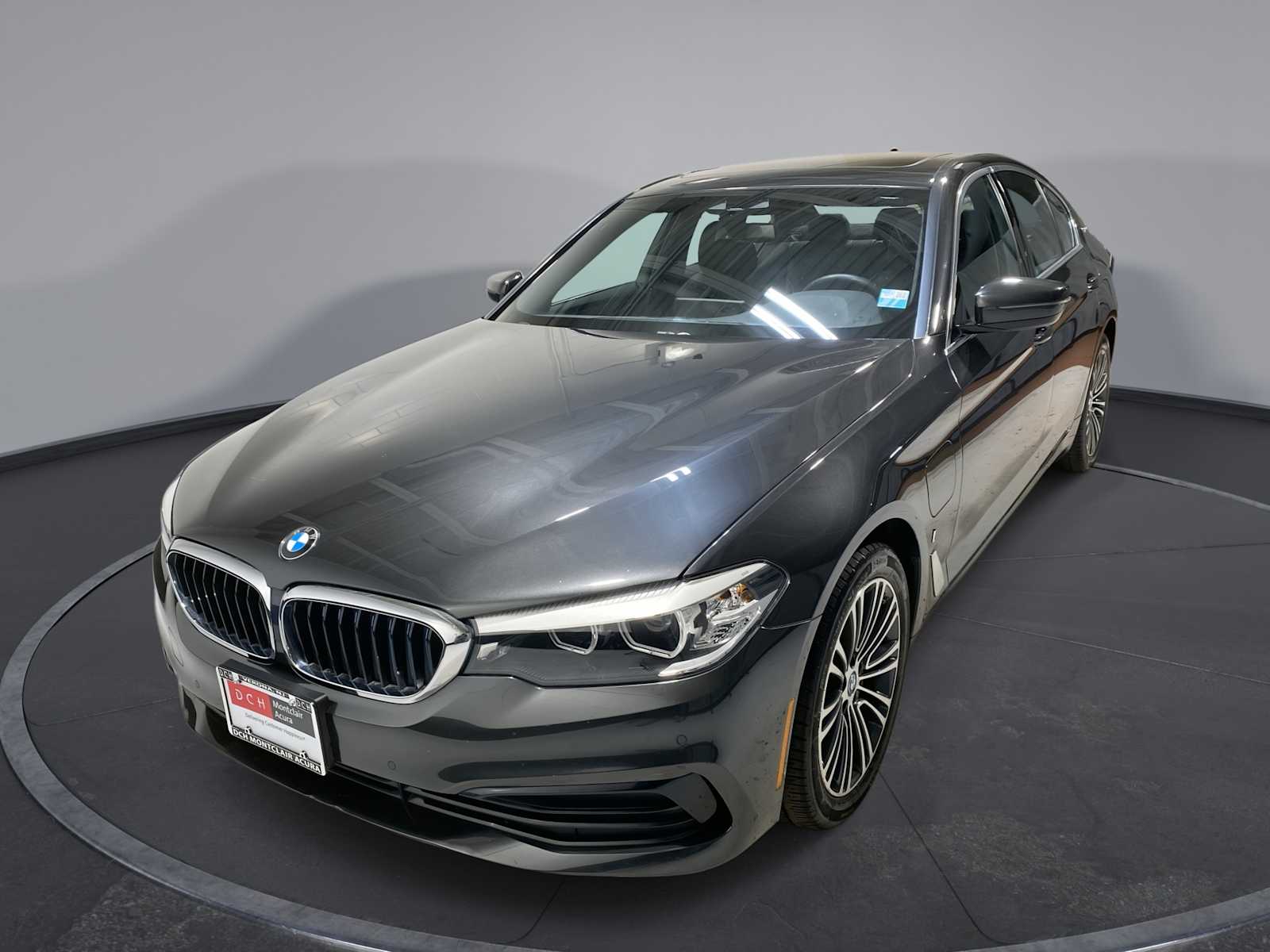 2019 BMW 5 Series 530e xDrive iPerformance -
                  Verona, NJ