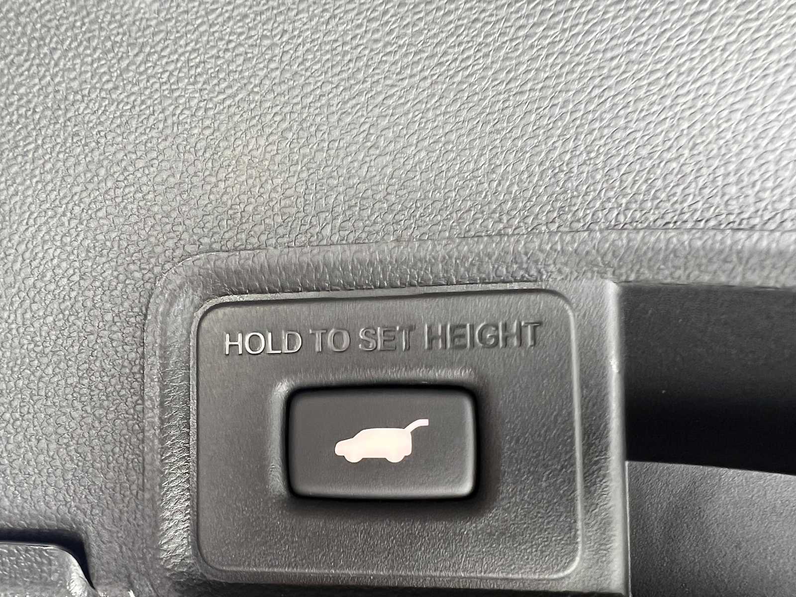 Thumbnail: 2026 Acura RDX - 30