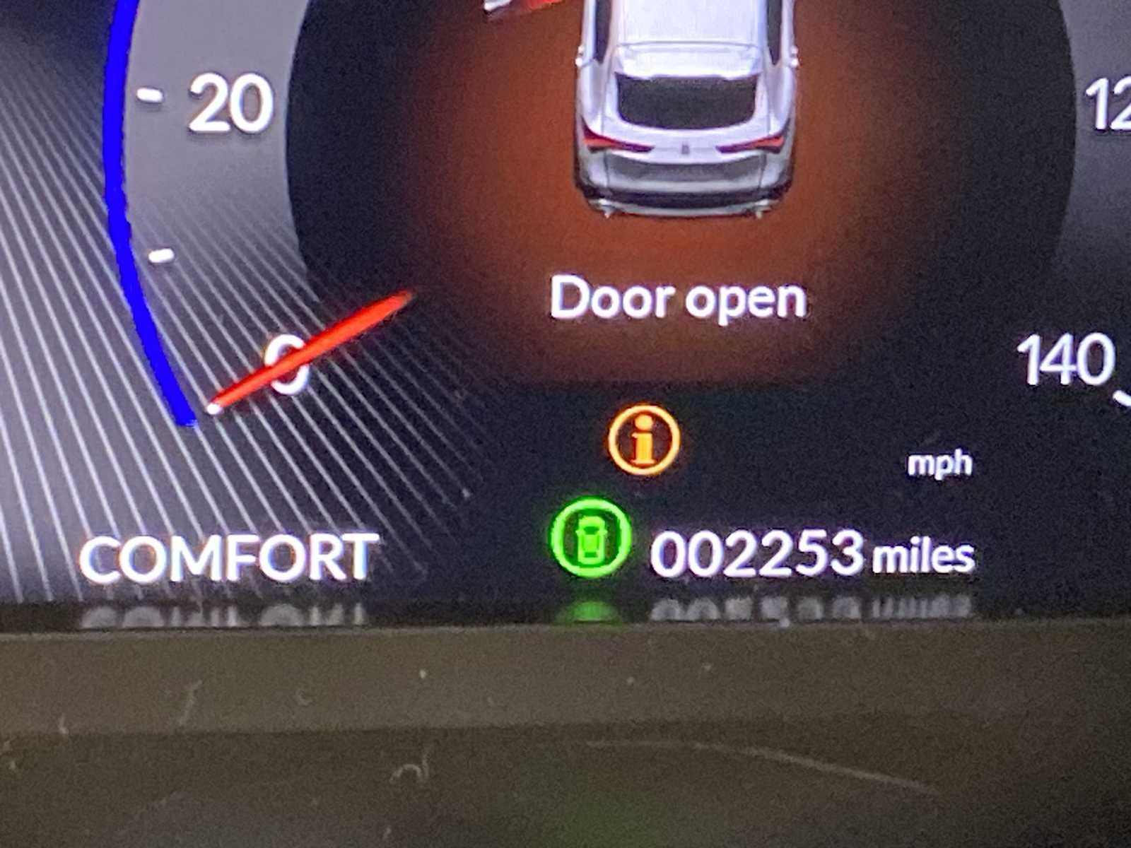 Thumbnail: 2025 Acura ADX - 18