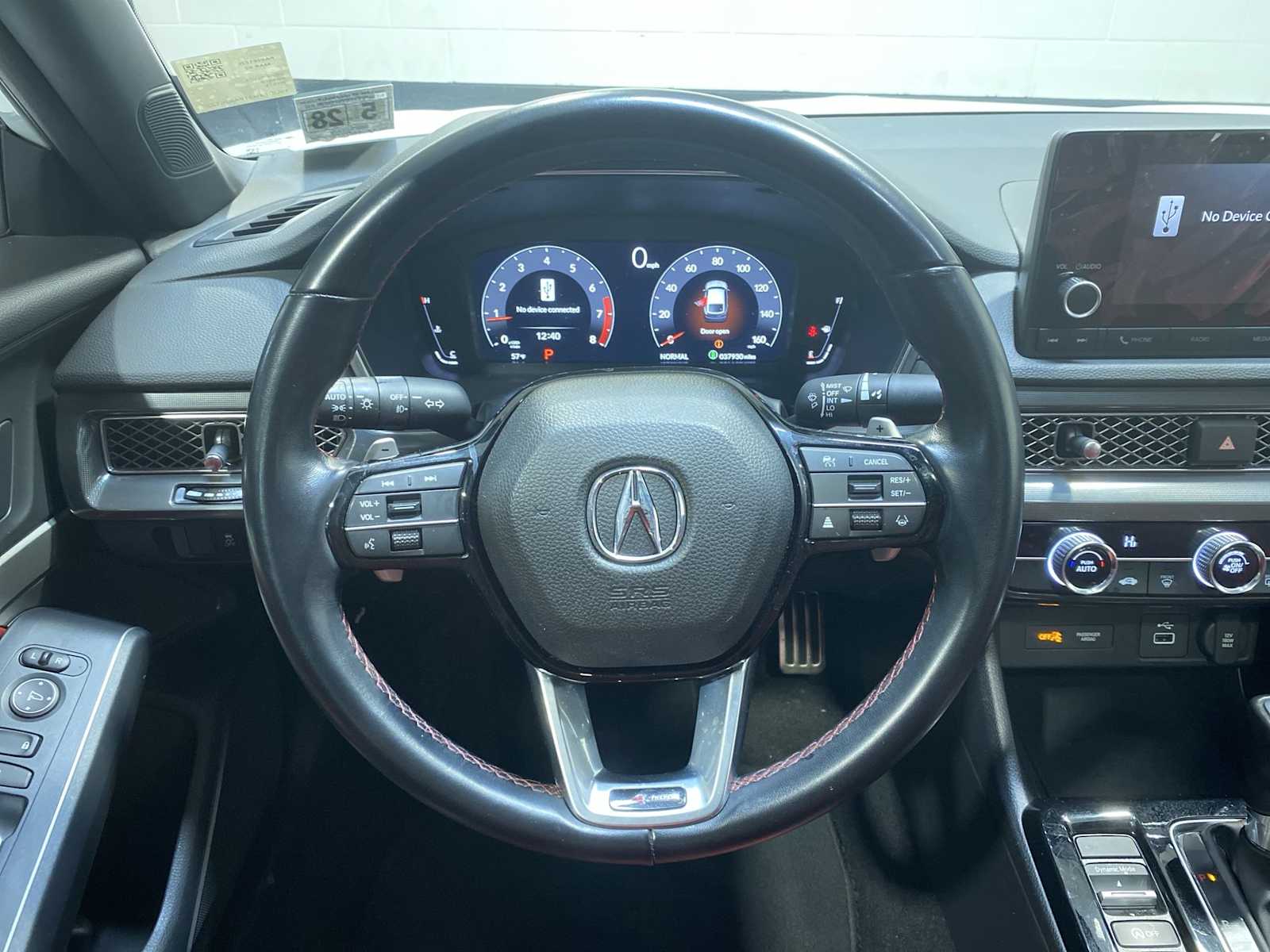 Thumbnail: 2023 Acura Integra - 15