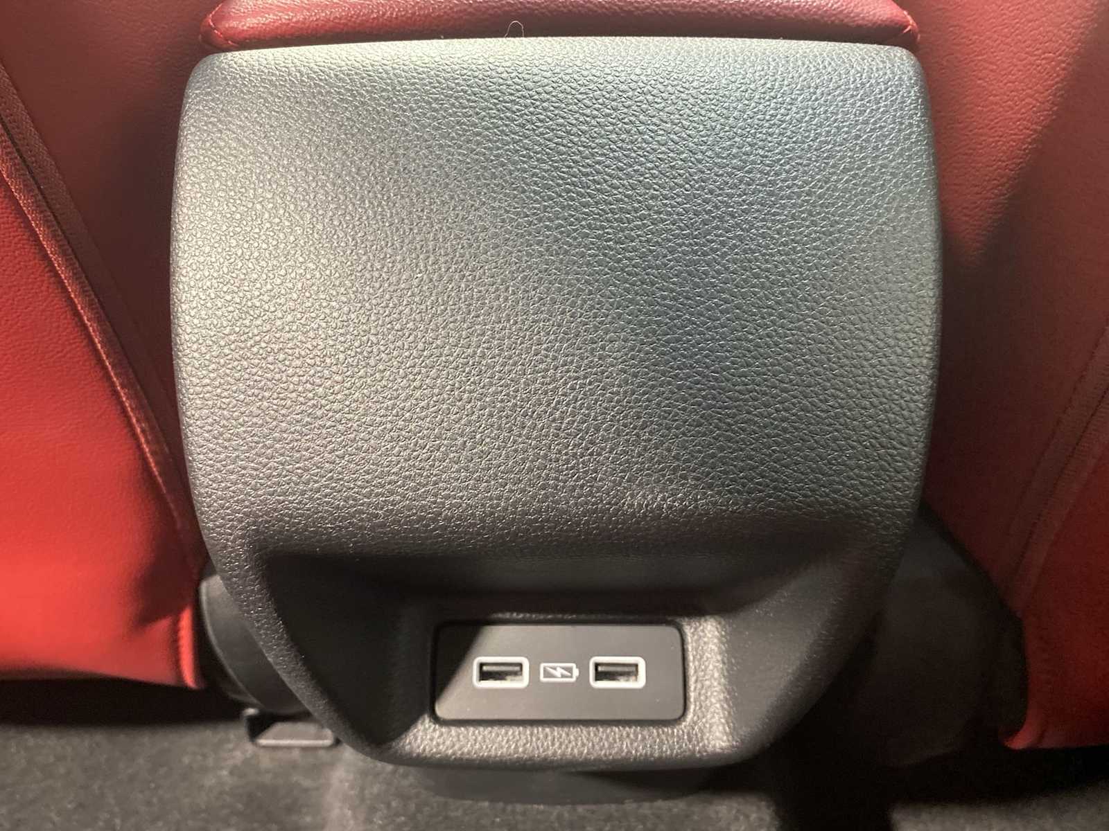 Thumbnail: 2023 Acura Integra - 25