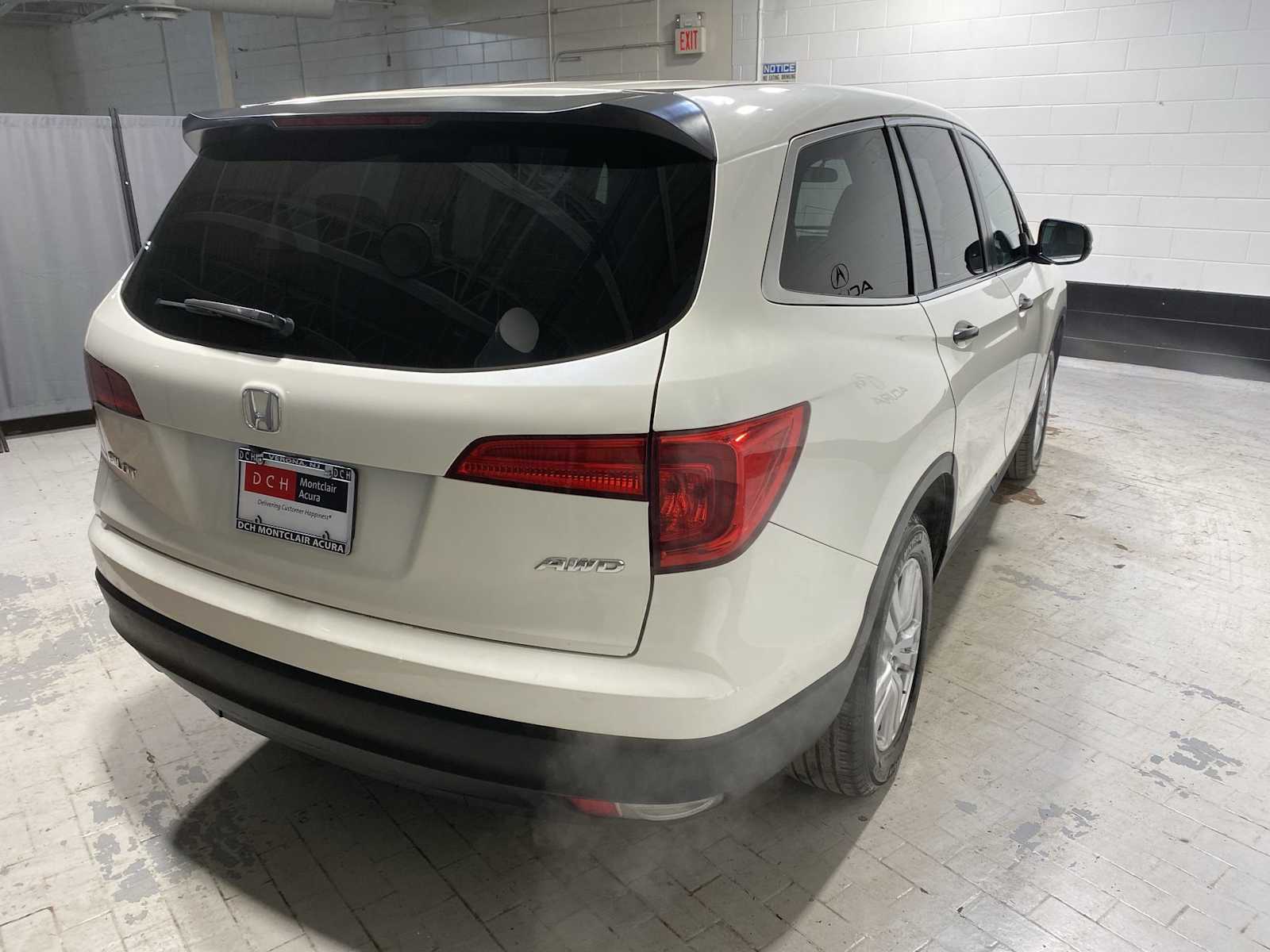 Thumbnail: 2018 Honda Pilot - 26