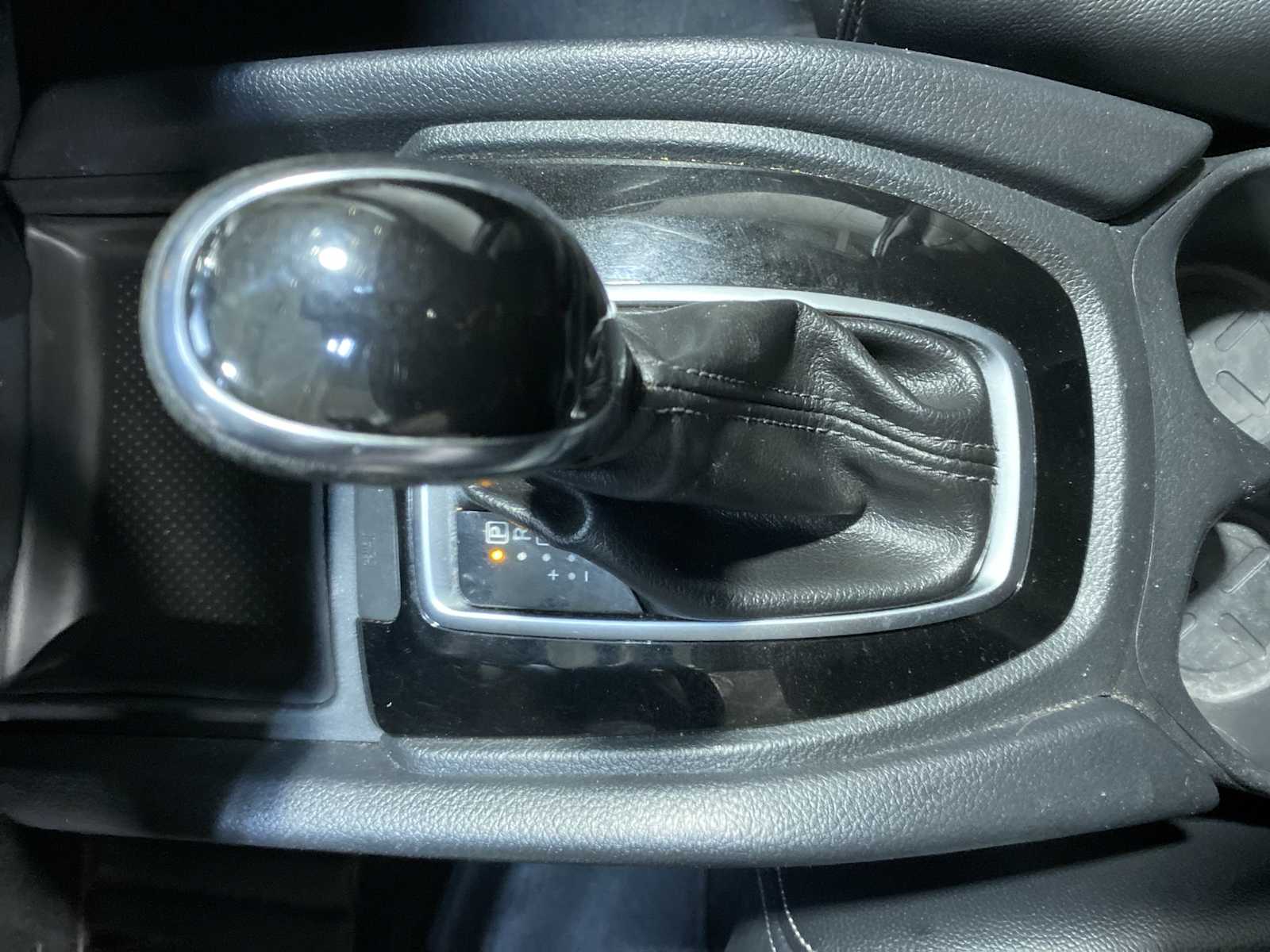 Thumbnail: 2019 Nissan Rogue - 17