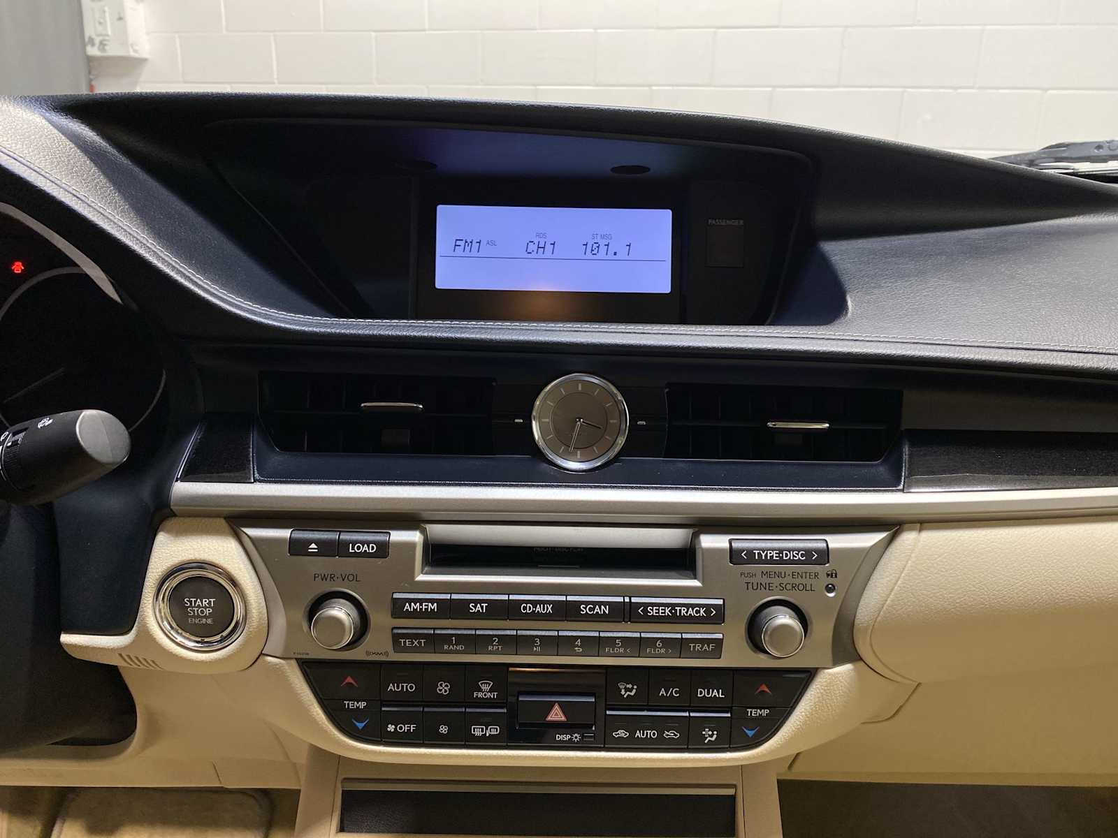 2014 Lexus ES 350 16