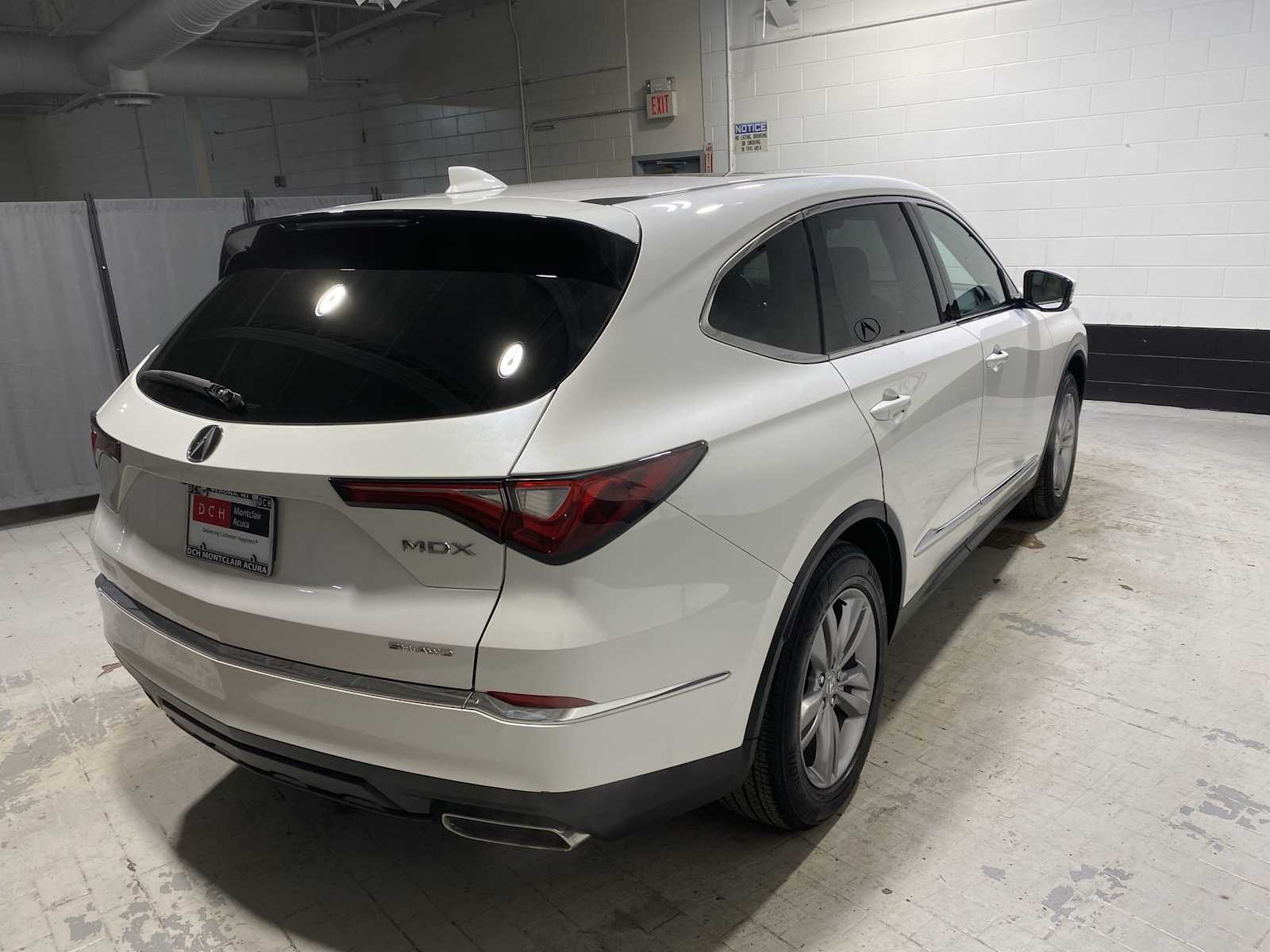 Thumbnail: 2023 Acura MDX - 26