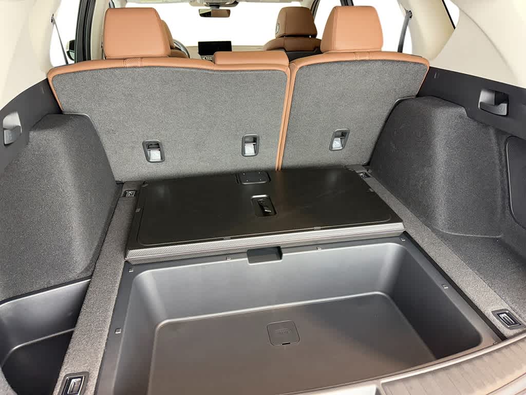 Thumbnail: 2026 Acura RDX - 32