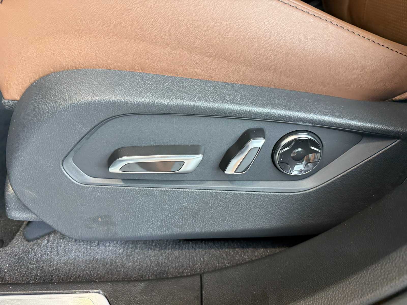 Thumbnail: 2026 Acura RDX - 18