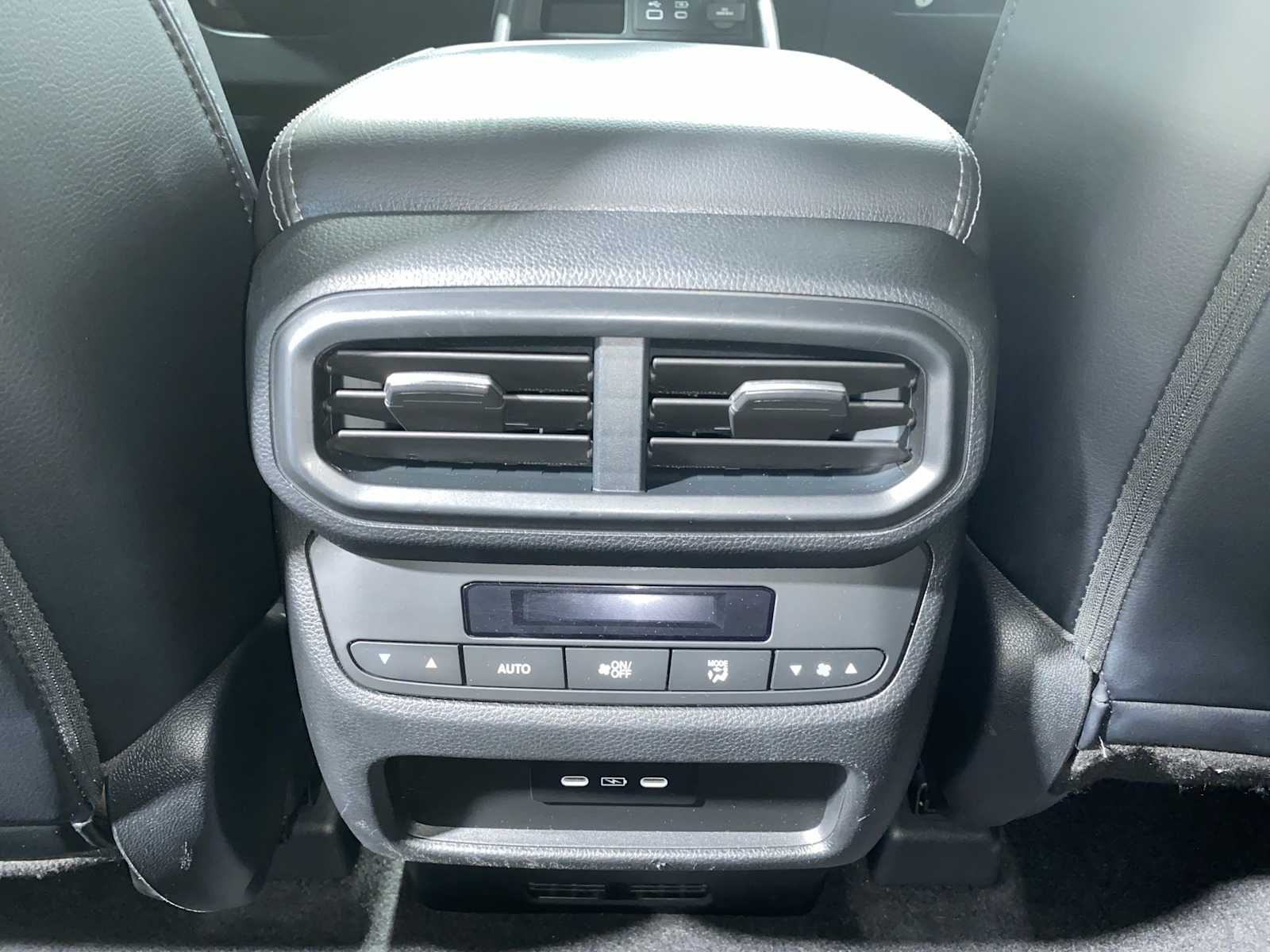 Thumbnail: 2024 Honda Pilot - 25