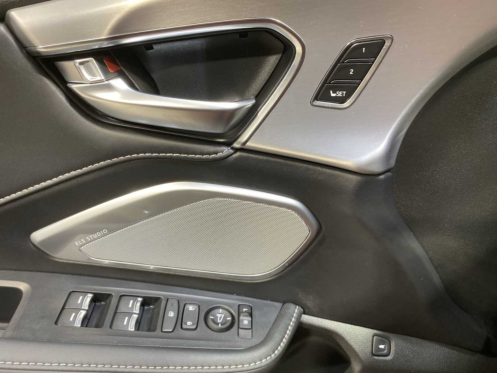 Thumbnail: 2024 Acura RDX - 23