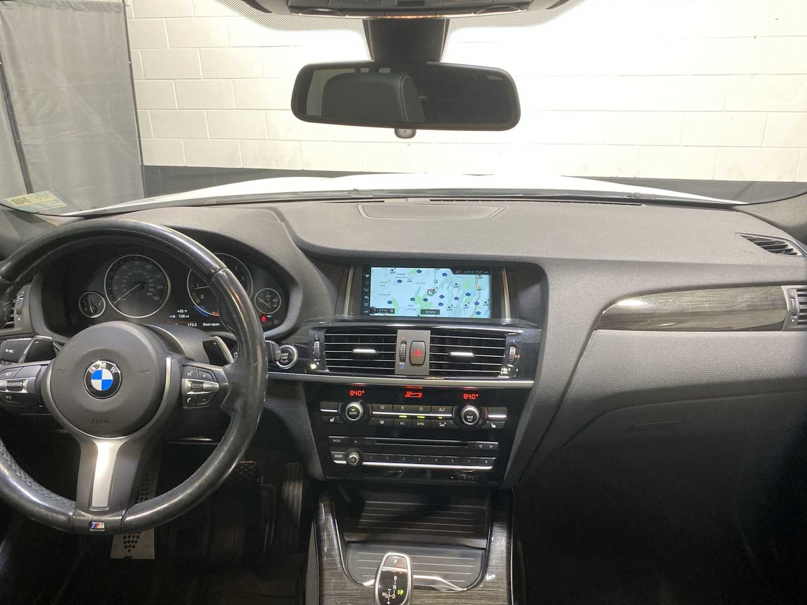 Thumbnail: 2018 BMW X4 - 10