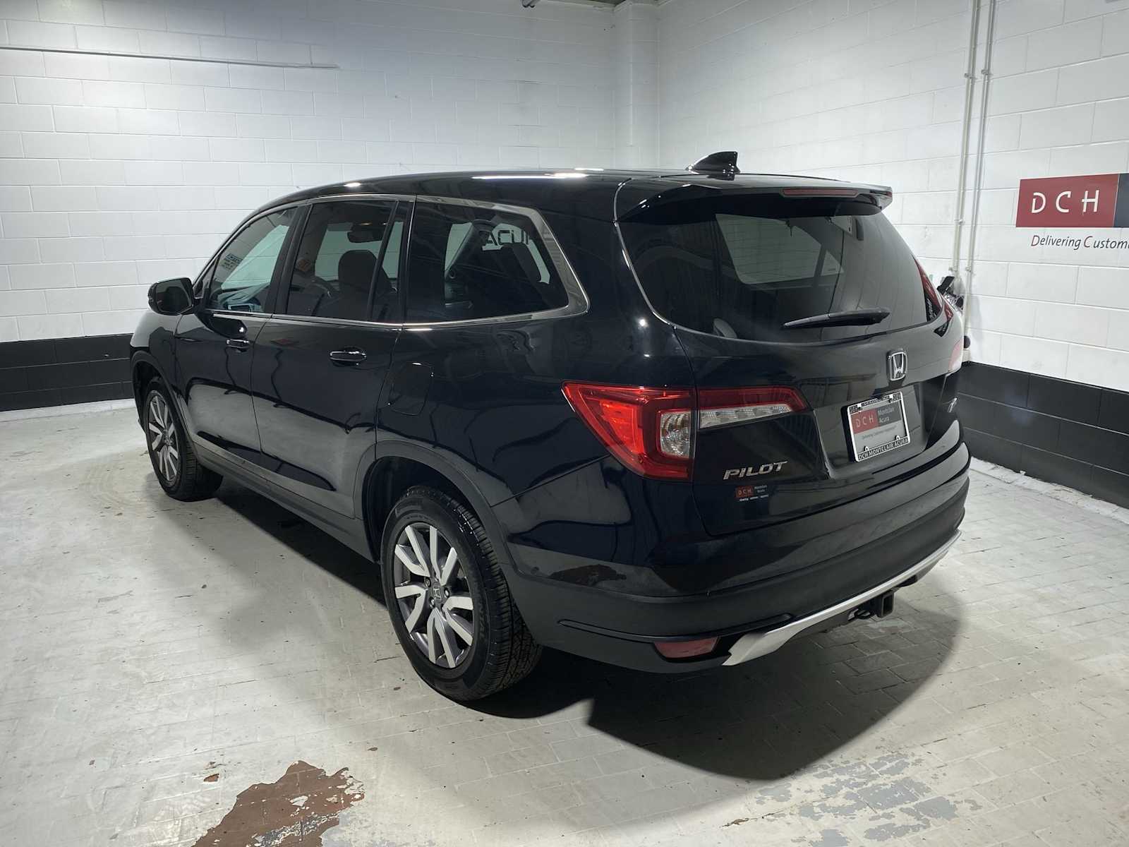 Thumbnail: 2019 Honda Pilot - 4
