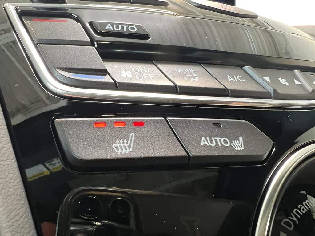 Thumbnail: 2026 Acura RDX - 18