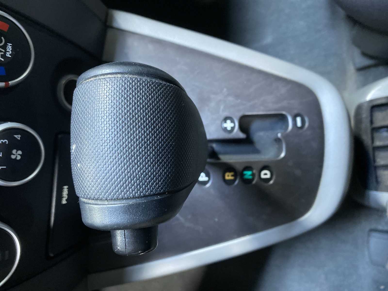 Thumbnail: 2008 Hyundai Tucson - 17