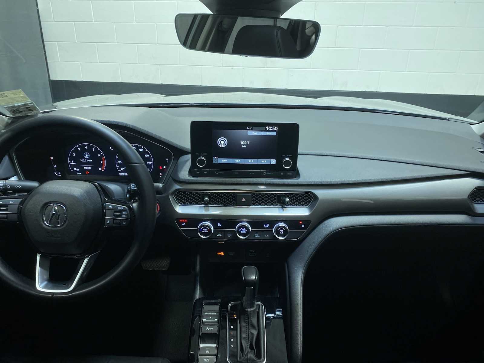 Thumbnail: 2023 Acura Integra - 10