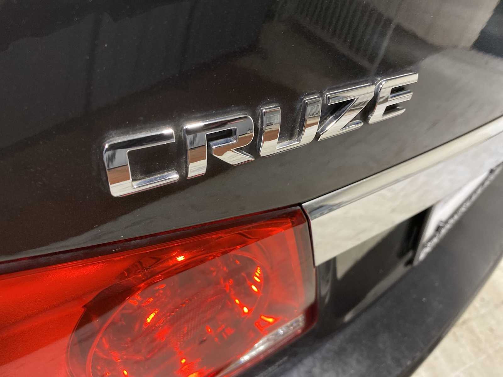 Thumbnail: 2015 Chevrolet Cruze - 7