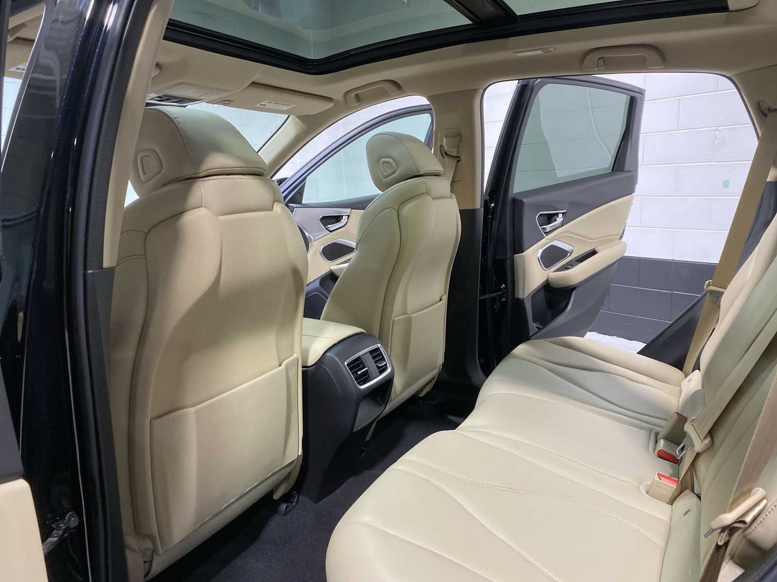 Thumbnail: 2023 Acura RDX - 12